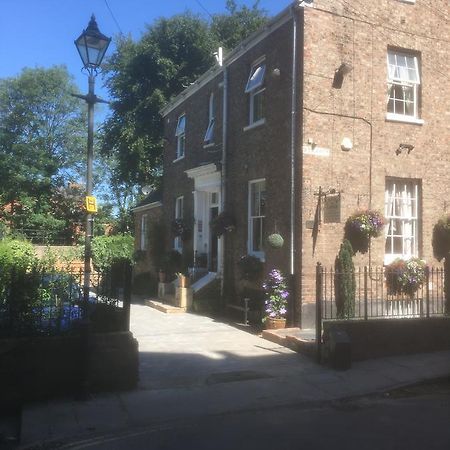 Crook Lodge York Exterior photo