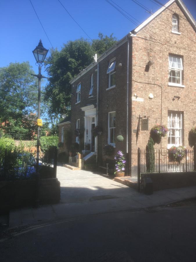 Crook Lodge York Exterior photo